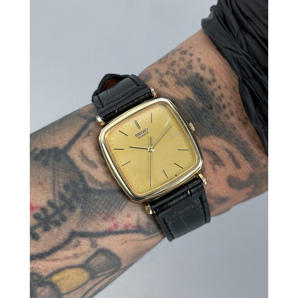 29mm • 1994 Vintage Seiko Tank Quartz SGP JDM ref. 9021-5o2o